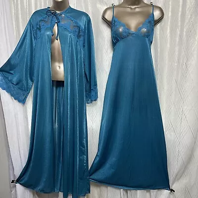 VTG L XL PEIGNOIR NYLON LACE PEACOCK Teal Negligee Nightgown SILKY ILLUSION • $99.99