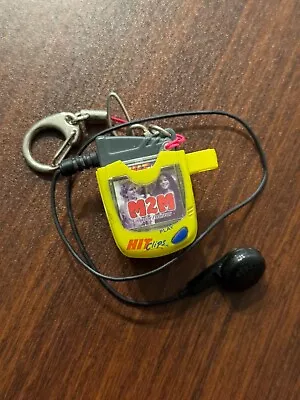 Tiger Hit Clips Micro Personal Player (with An M2M  Mirror Mirror  Song) WORKS! • $25