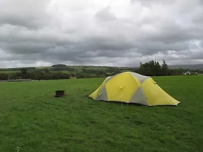 2 Man Tent Quaser • £120