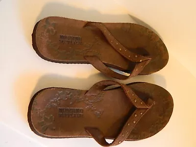 Mossimo Supply Co Sandals Size 6 Flip Flops Women • $8.99