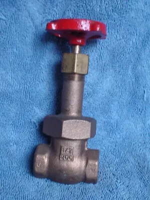 MILWAUKEE 1/2  Brass Gate Valve FIG. 1174 200 S.W.P. 400 W.O.G. Wheel Handle NOS • $36