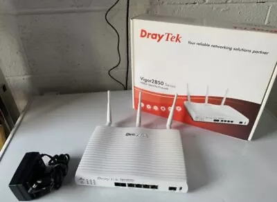 DrayTek Vigor 2850Vn 1000 Mbps Wireless ADSL/VDSL • £10