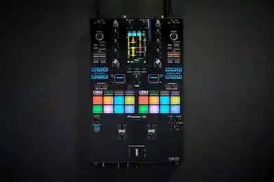 $2498.85 • Buy Pioneer DJM-S11 2-Channel 4-Deck DJ Battle Mixer DECK MOVE NEW AC 100-240 V