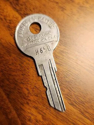 Vintage BRIGGS & STRATTON Key H650 • $9.95