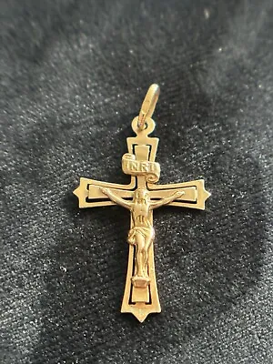 35mm Solid 9k Yellow Gold Cross Pendent • £42.50