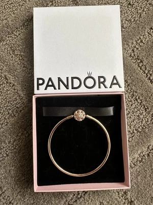 $112 • Buy Pandora Snowflake Bangle 2022 Rose Gold 19cm