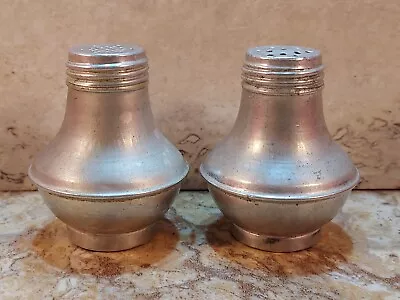 $9.99 • Buy Set Of Vintage Aluminum Salt And Pepper Shakers - 2 9/16  Tall