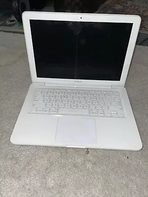 Apple MacBook Air A1304 13.3  Laptop - MC234LL/A (June 2009) • $9