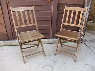 2 Vintage Oak Wooden Folding Slat Chairs   250lb TESTED & STRONG • $143.99