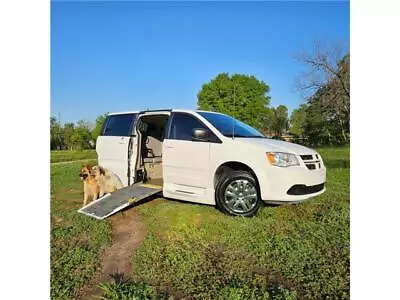 2017 Dodge Grand Caravan Wheelchair Handicap Accessible Mobility Van • $18999