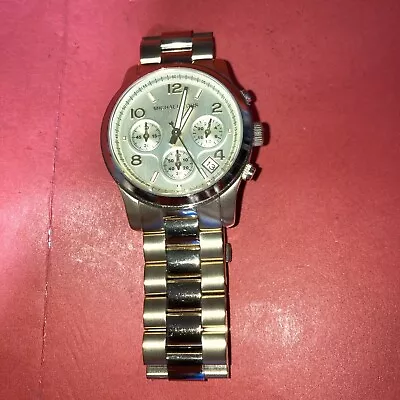 Michael Kors Chronograph Runway Ladies Date Watch Very Lightly Worn #WWMK-Chrono • $225