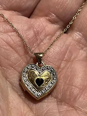 Antique Vintage 10K Solid Yellow Gold Garnet Heart Locket Pendant Necklace • $72.32