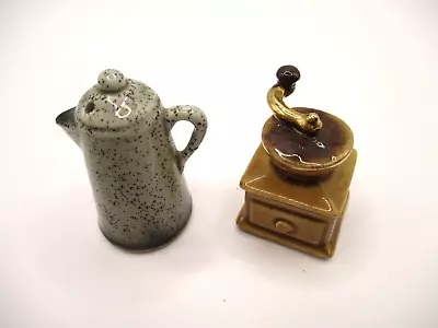 Arcadia Coffee Pot & Grinder Salt & Pepper Shaker Miniature Vintage • $21