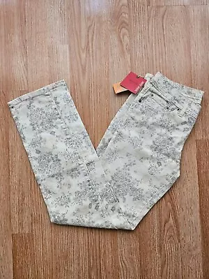 NWT Mossimo Denim Floral Skinny Jeans Size 3 Fit 6 Womens  • $12