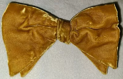 Vintage 1970s Pre-tied Gold Velvet Clip-on Bow Tie Royal Big Butterfly Style • $14.99