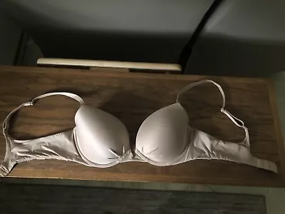 Fabulous Victoria Secret Plunge 38 C Nude • $14.99