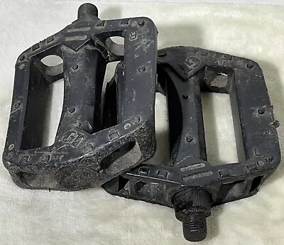 GT BMX Pedals VP-912 Freestyle Old School Logo Performer Black • $0.01