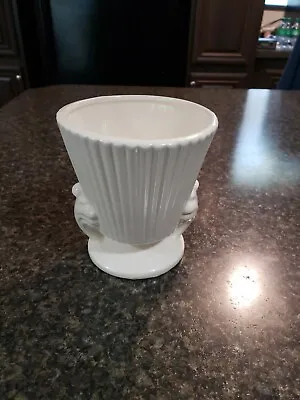 Vintage Rare Haegar USA Pottery White Ceramic Vase 5 1/2  • $14.40