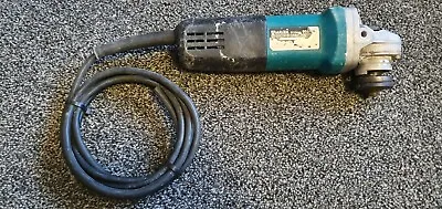 Makita 9554NB 110v 4.5” 115mm Angle Grinder SPARES Or REPAIR Only • £8