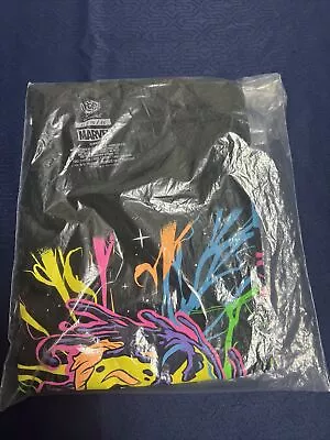 FunkoPOP! Tees Marvel Eddie Brock Venom [Black Light]Size XL • $15.03