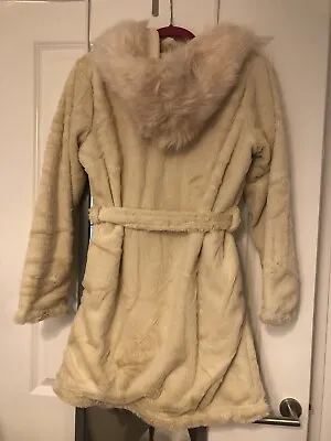 £20 • Buy New Soft Faux Fur Hooded Dressing Gown. Size S 8 To 10 Beige Super Soft