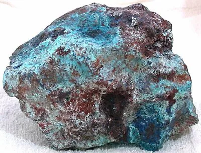 3528 Gram 7 Pound 12.5 Ounce Quantum Quattro Silica Chrysocolla Cabochon Rough  • $756.99