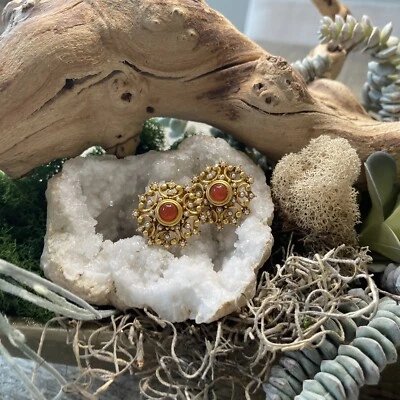 $149 • Buy Gorgeous Ben-Amun Stone And Gold Tone Clip-On Earrings Pearl