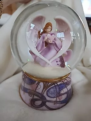 Lovely Musical Angel With Heart Snow Globe Sankyo Minuet #3 Twinkle Collection • $29.99