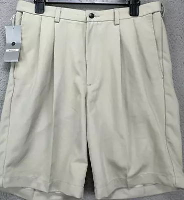 Haggar Shorts Mens 32X9.5 Cool 18 Beige Performance Golf Wicking Pleated NEW • $22