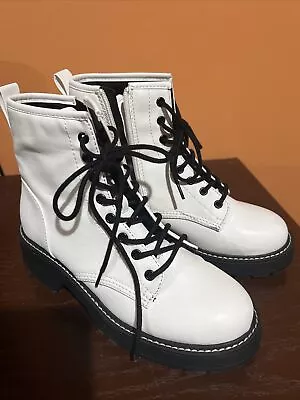 Madden Girl White Combat Lace Up Boots Size 7.5 • $9.87