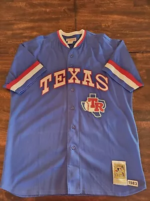 Buddy Bell 1983 Texas Rangers Mitchell And Ness Jersey Size 2XL  • $209.99