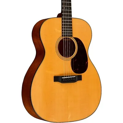 Martin Standard Series 000-18 Auditorium Acoustic Guitar • $2799