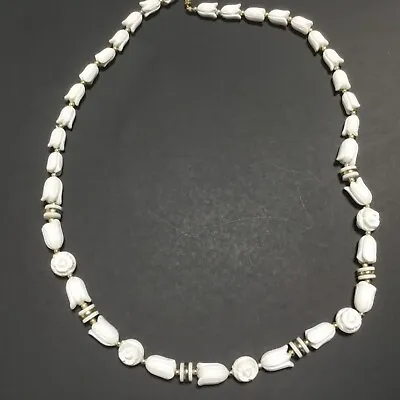 Vintage Lucite White Tulip & Rose Gold Tone Spacer Beads Barrel Clasp  Necklace • $14.77