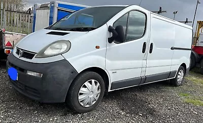 UK Courier Service Anything Anytime Anywhere Vivaro Long Wheel Base Reliable • £1