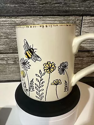 Bumble Bee Garden Coffee Mug 16oz Hand Painted Embossed Floral Speckled • $20.99