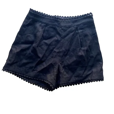 Express Lace Trim Pleated Shorts NWT  Womens Size 4 In Black • £18.33