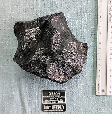 A Superb Gibeon Whole Iron Meteorite With Regmaglypts. 3.169 Kilos • £7975