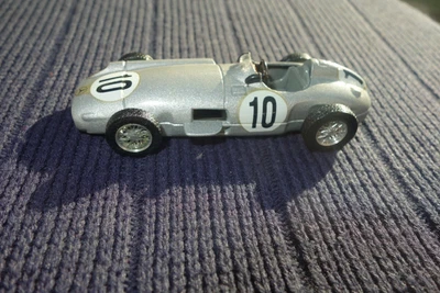 £7.99 • Buy BRUMM MERCEDES-BENZ W196 Monoposto FORMULA 1 RACING CAR FANGIO 1955 UNBOXED