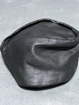 Vintage Henschel Hatquarters Black Leather Biker Cabbie Newsboy Cap Medium USA • $14.88