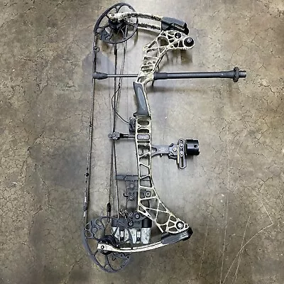 Mathews VXR 28 Stone Compound Bow - Comes W/ Stabilizer & Site - Pre Owned • $799.99