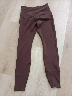 $35 • Buy Lorna Jane Chocolate Brown Espresso Ankle Biter Tights - Size M
