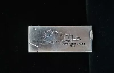 $99.95 • Buy 1945 Electro-Motive GM Locomotive Crown Rollagas Lighter - Working