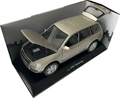 £29 • Buy VW Touareg In Champagne 1:24 Scale Model From Cararama