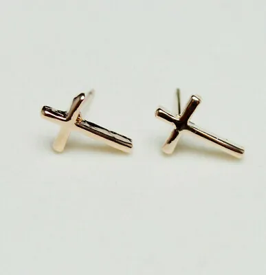 £2.96 • Buy Shiny 14K/14ct Rose Gold Plated Small Smooth Plain Cross Stud Earrings Gift UK