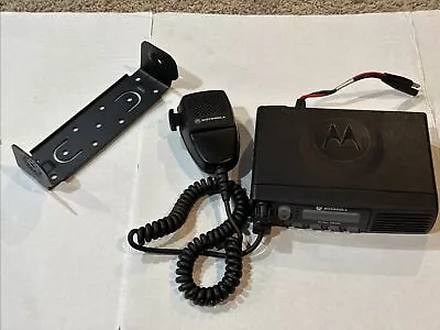 Motorola RADIUS CM300 AAM50RNF9AA1AN Radio Bracket & Mic • $139.95