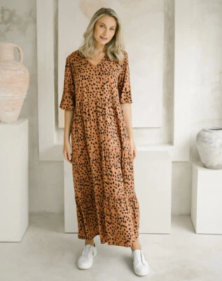 $89.95 • Buy Stella Dress In Tan/Spot By Bee Maddison*