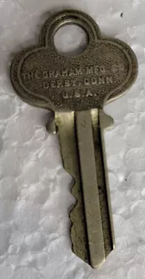 Vintage Graham MFG Co Key Derby Conn. USA Fancy • $5.99