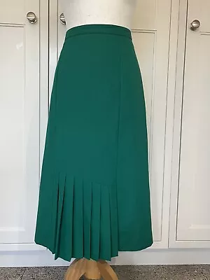 Vintage TREVIRA Ladies Green Skirt 80s Dobbies Size 18 - Kick Pleats Fully Lined • £13.95