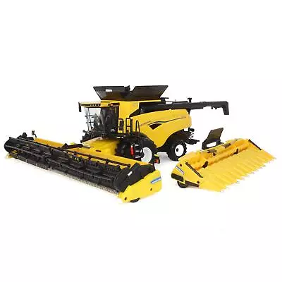 ERTL 1/32 New Holland CR9.90 Combine With 2 Heads Prestige Collection 13973 • $139