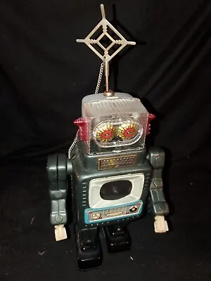Vintage TELEVISION SPACEMAN ROBOT: 11  Tin Battery Operated / 1958 ALPS (KR) • $500
